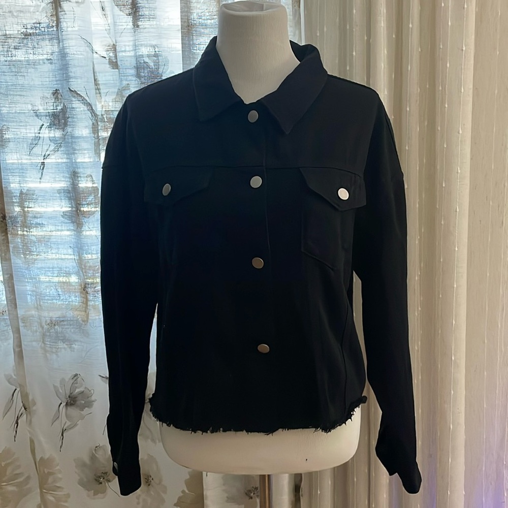 New Condition SHEIN Black Denim Jacket Raw Hem Women’s Size Curve 0XL